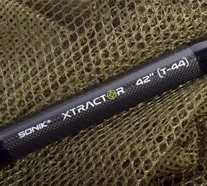 Sacadera con Mango Telescópico Sonik X-TRACTOR Net T44 42"